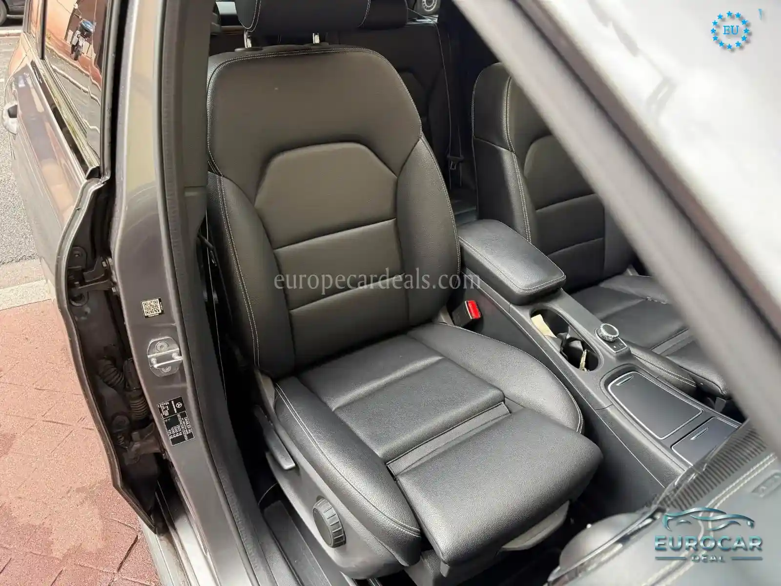 Mercedes-Benz B 220