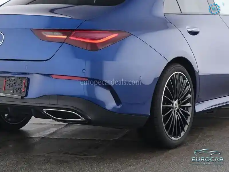 Mercedes-Benz CLA 200
