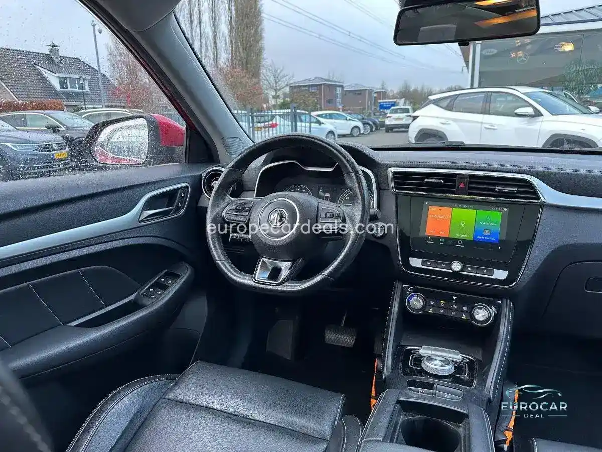 MG ZS