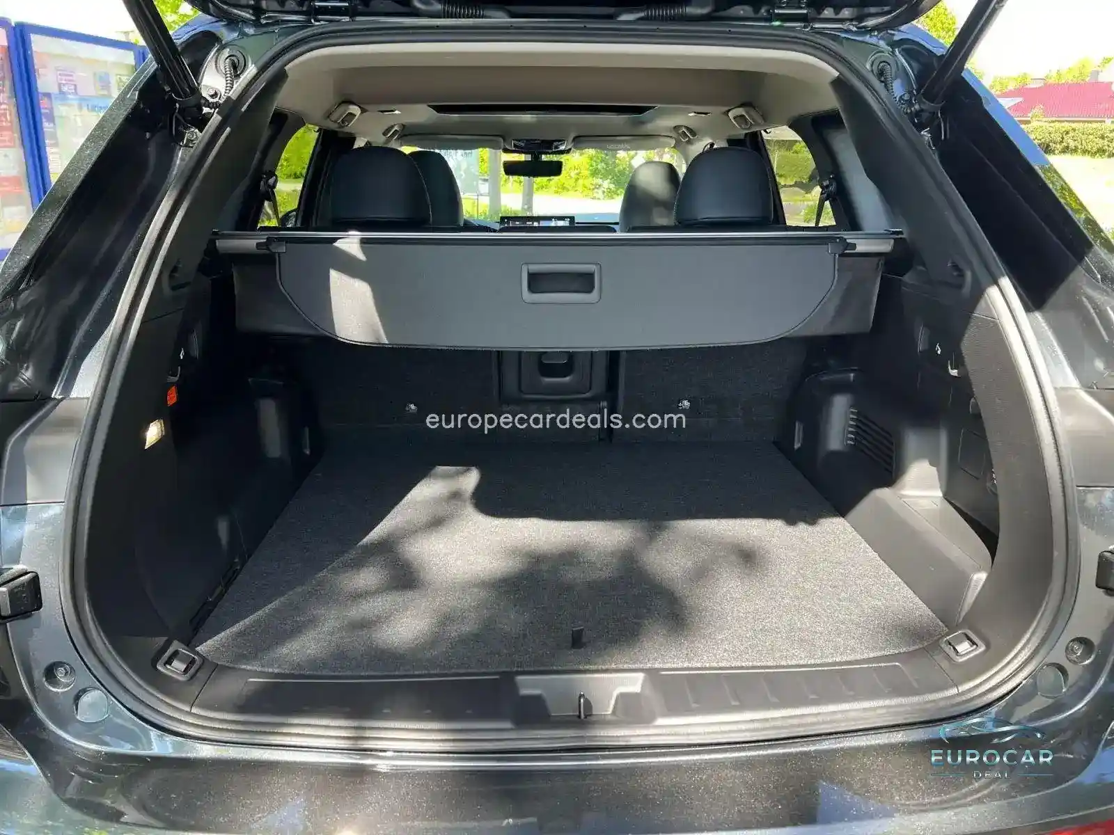 Mitsubishi Plug-in Hybrid Outlander