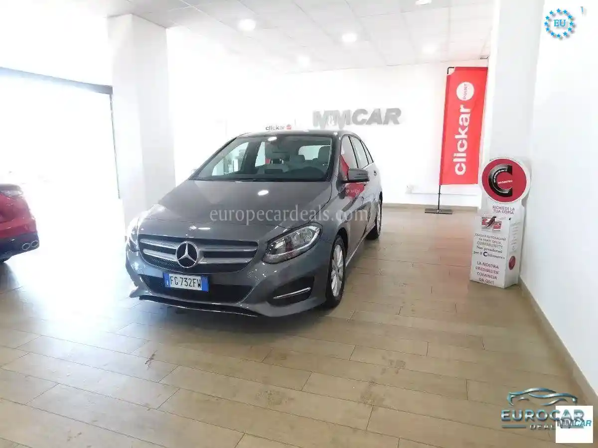 Mercedes-Benz B 200