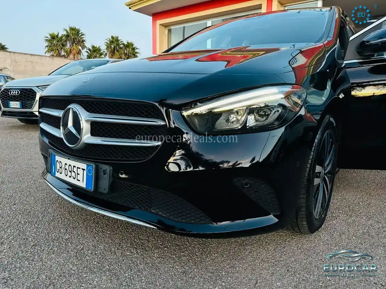 Mercedes-Benz B 180