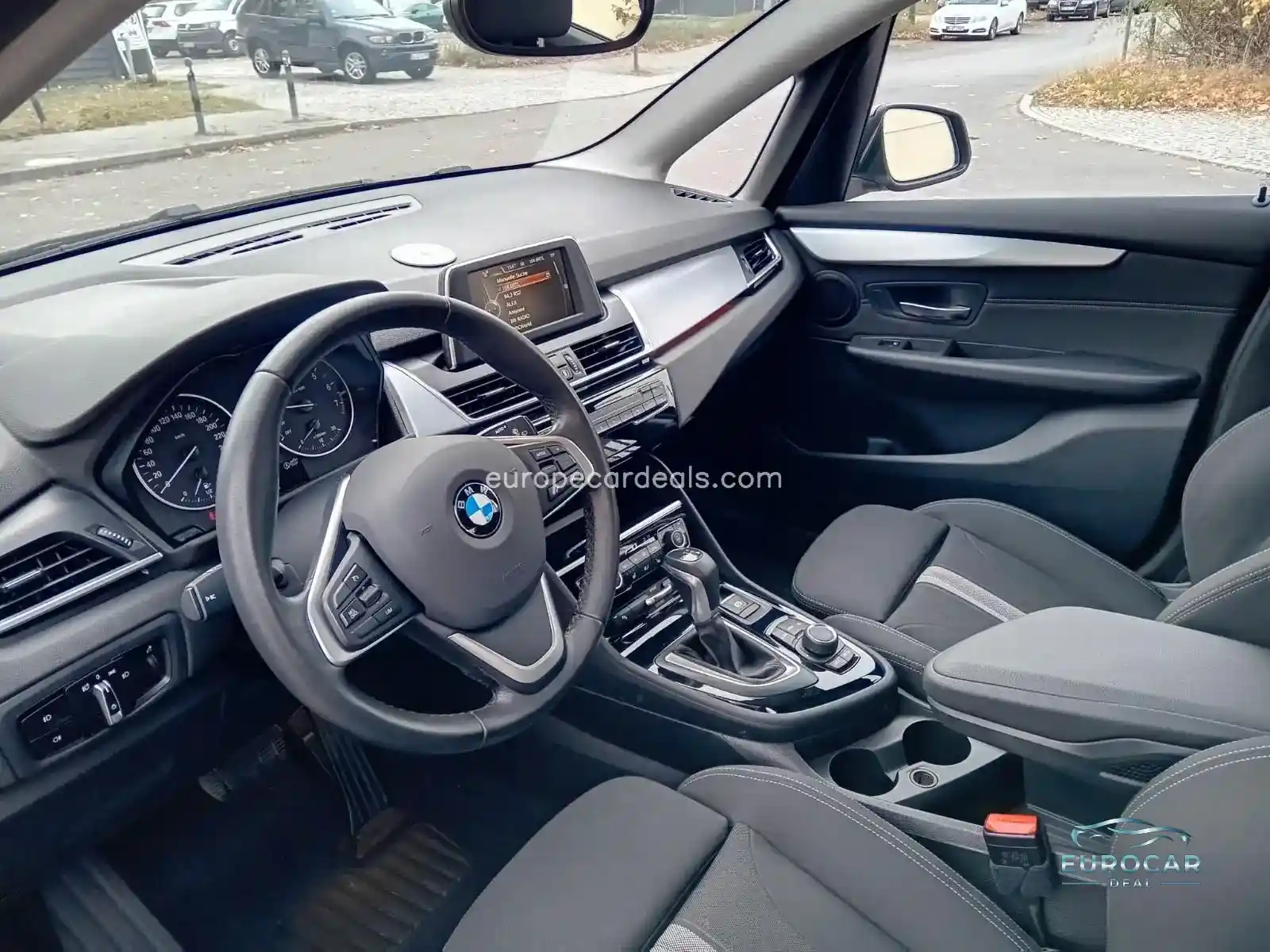 BMW 218