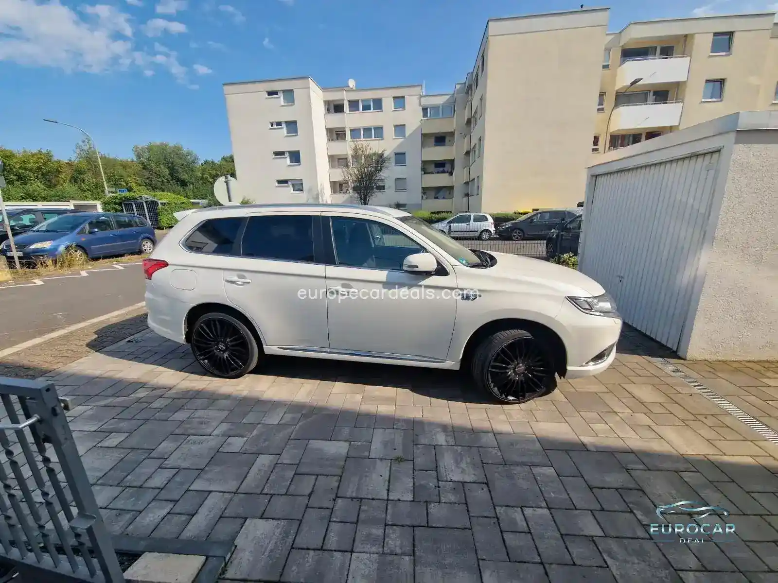 Mitsubishi Plug-in Hybrid Outlander