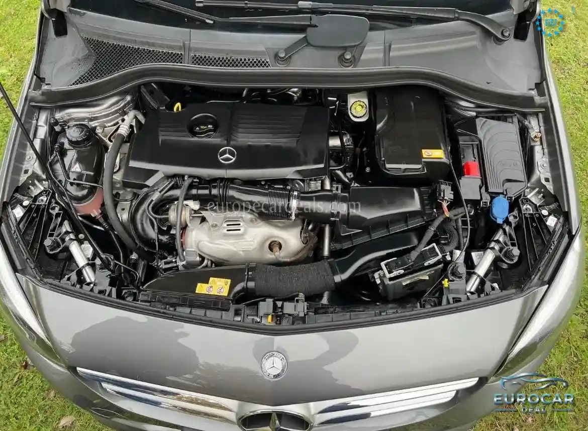 Mercedes-Benz B 220