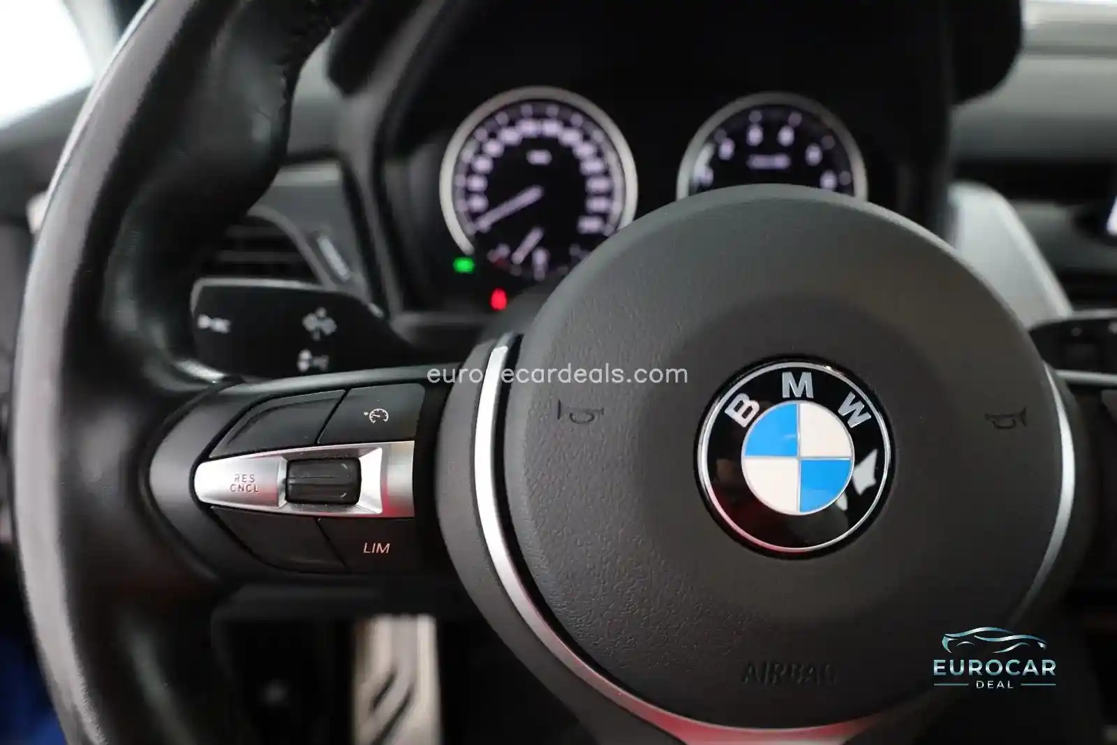 BMW 225