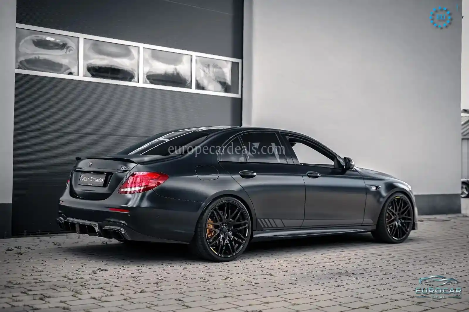 Mercedes-Benz E 63 AMG