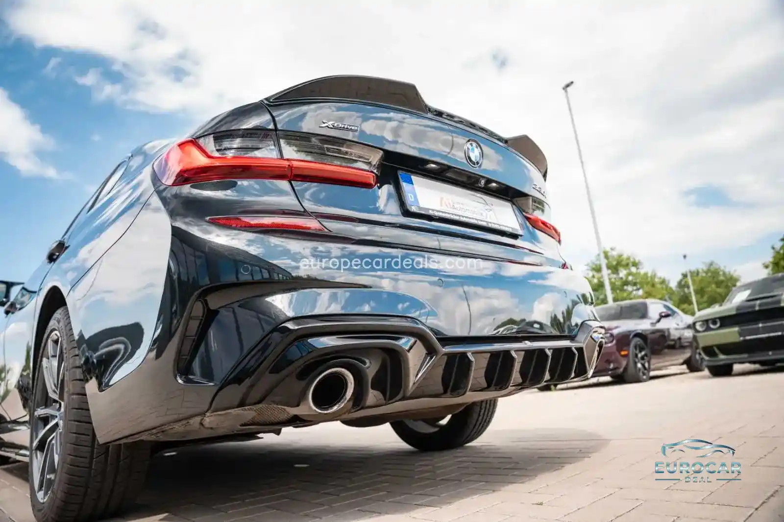 BMW 330
