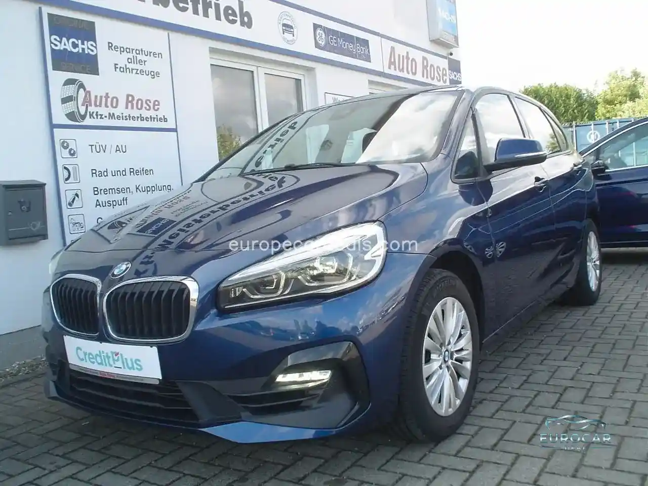 BMW 218