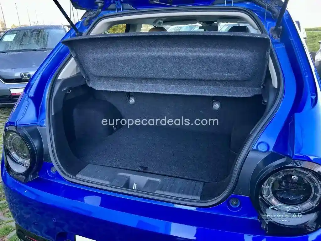 Honda e