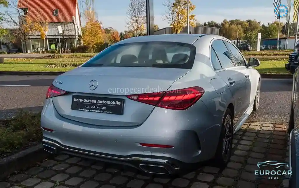 Mercedes-Benz C 220