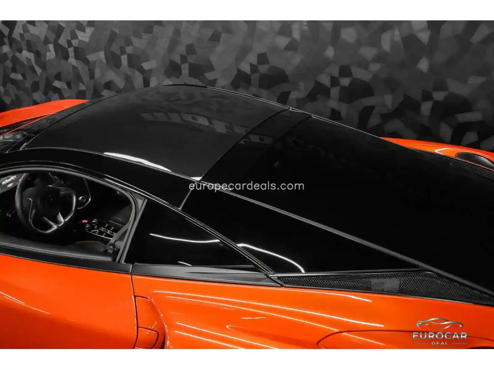 McLaren GT