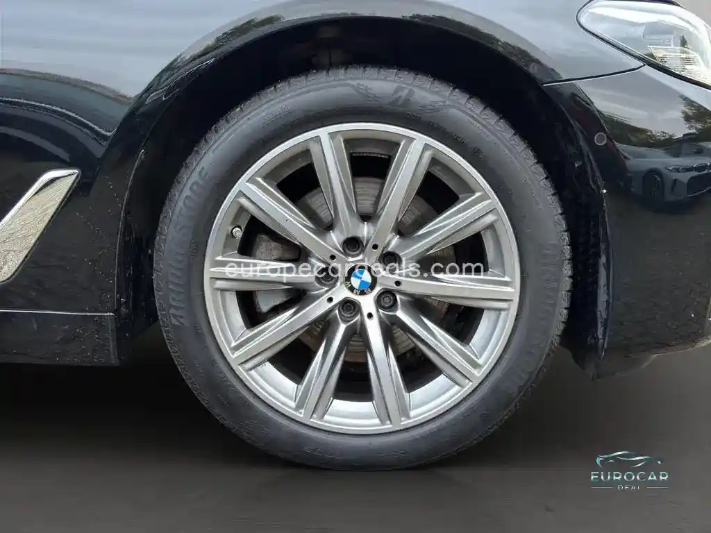 BMW 520