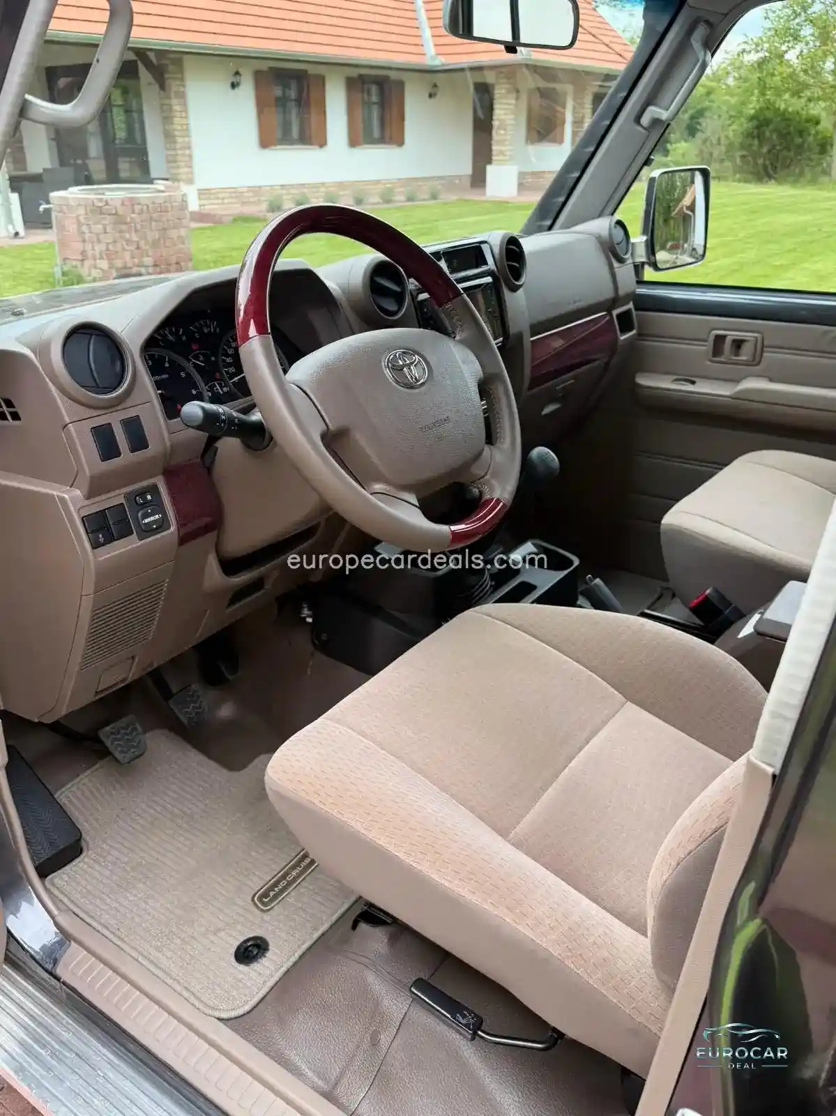 Toyota Land Cruiser