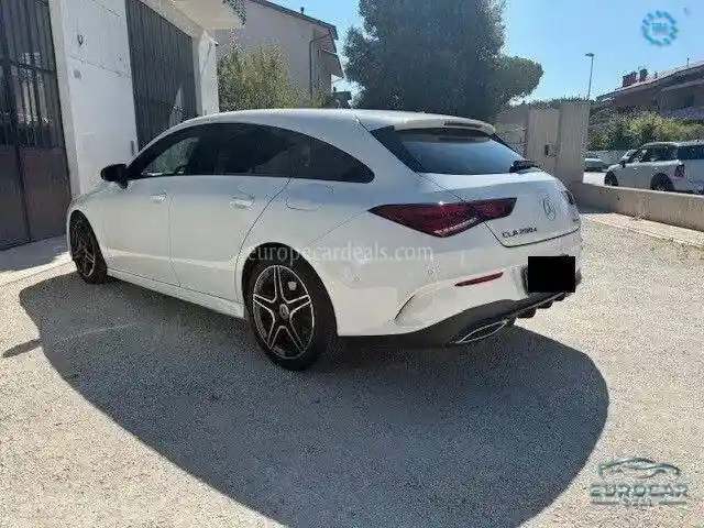 Mercedes-Benz CLA 200 Shooting Brake