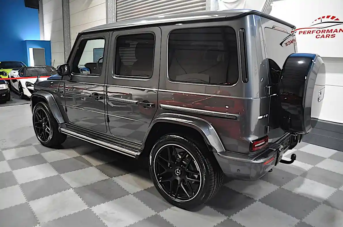 Mercedes-Benz G 500