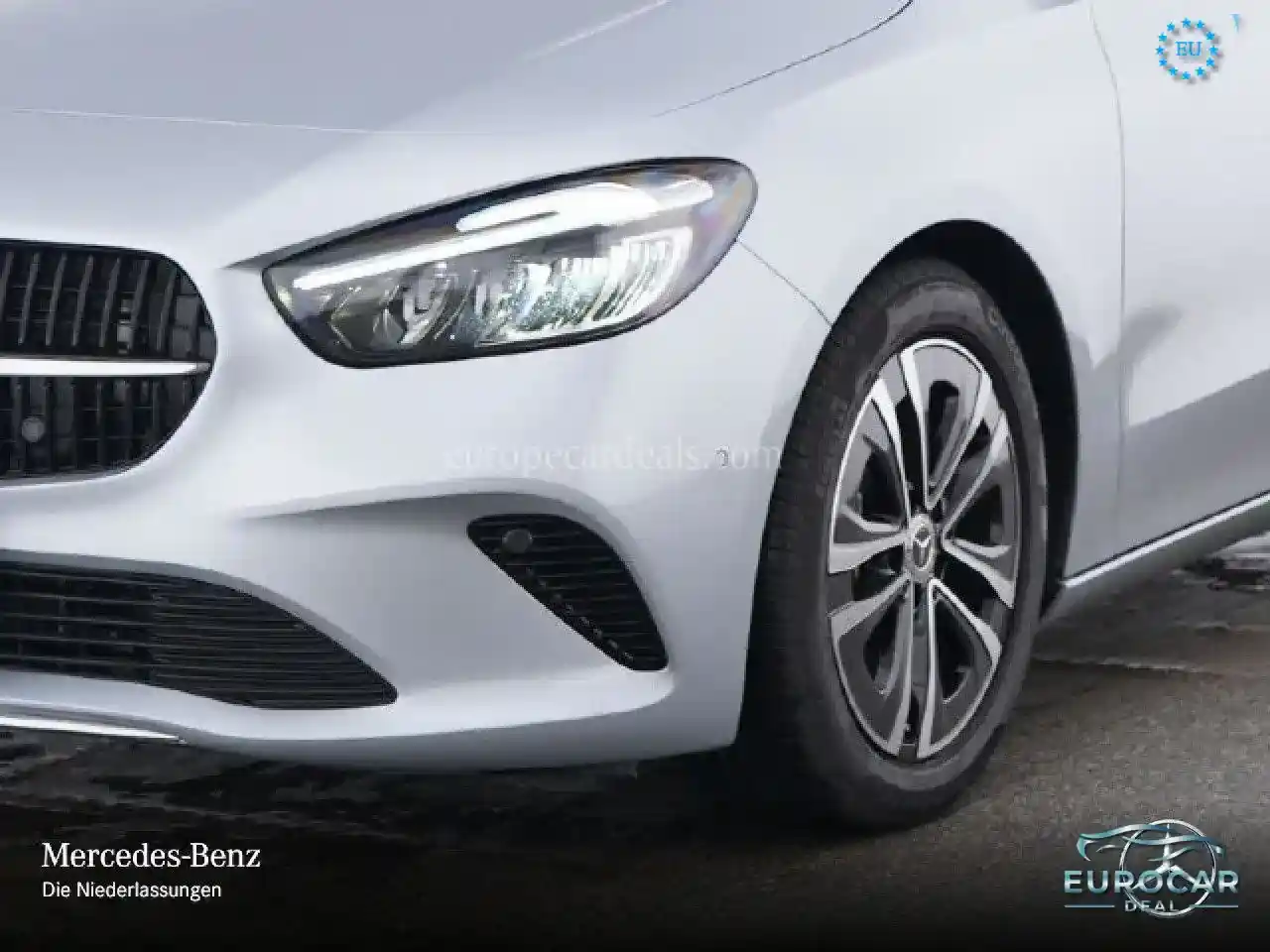 Mercedes-Benz B 180