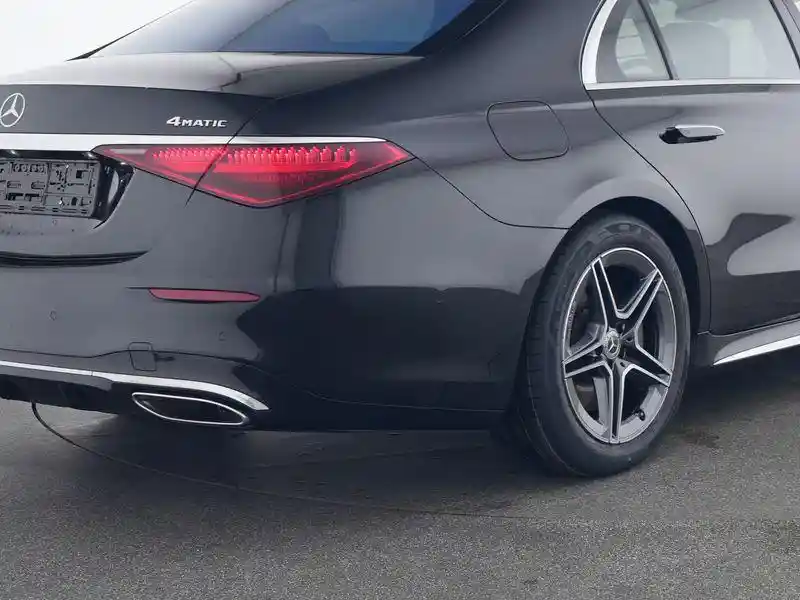 Mercedes-Benz S 500