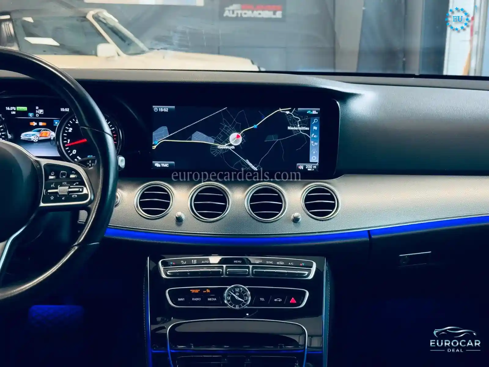 Mercedes-Benz E 200