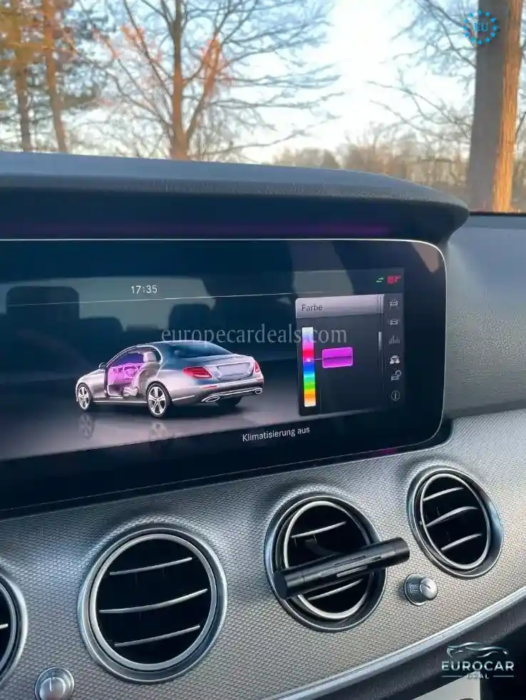 Mercedes-Benz E 220