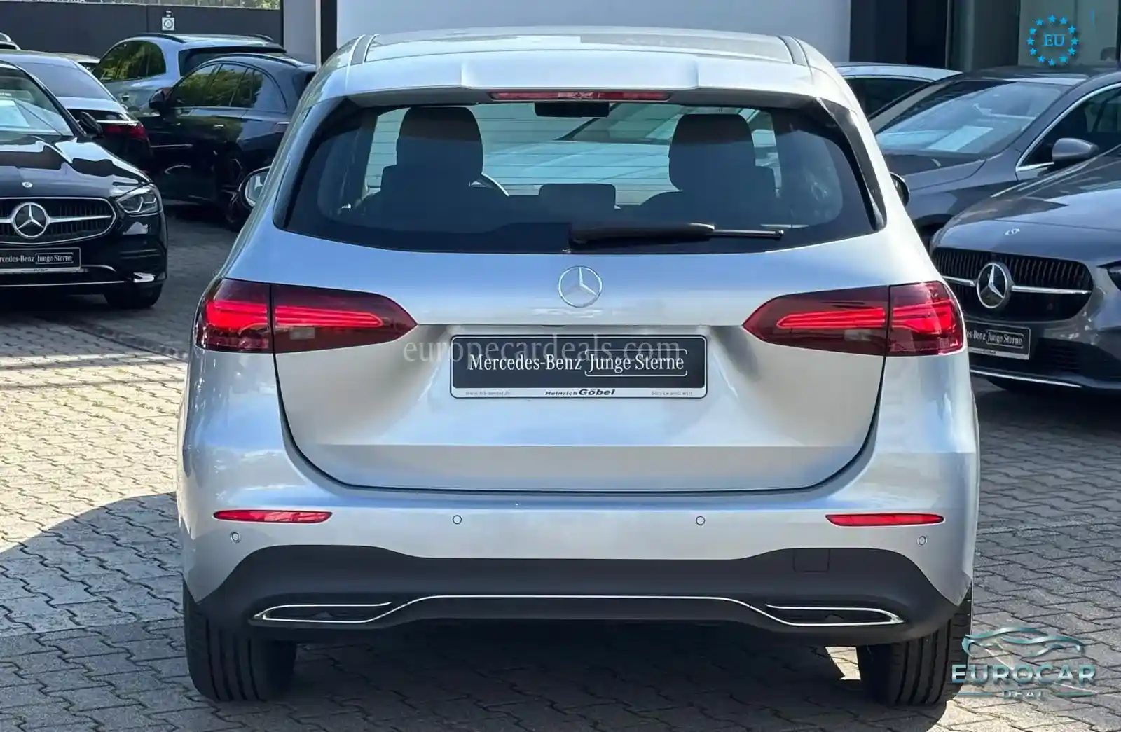 Mercedes-Benz B 180