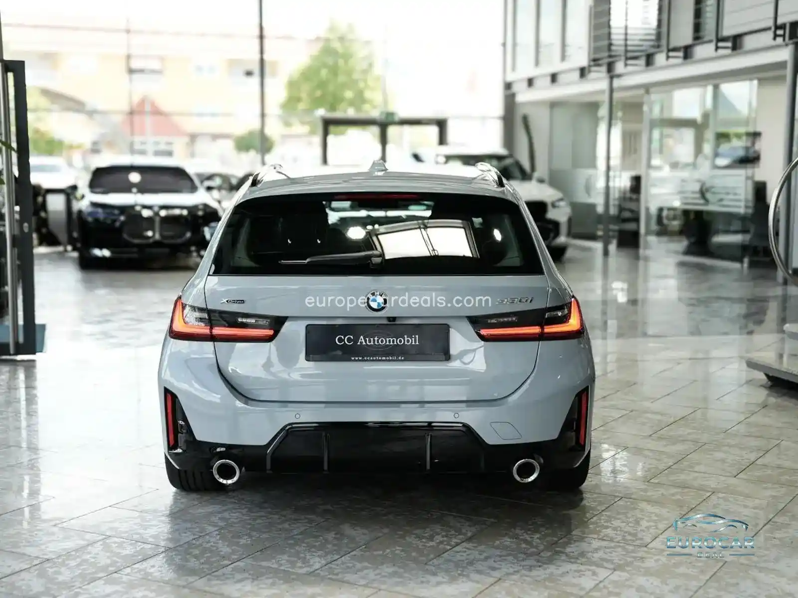 BMW 330