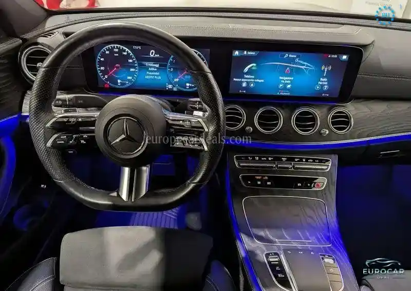 Mercedes-Benz E 300
