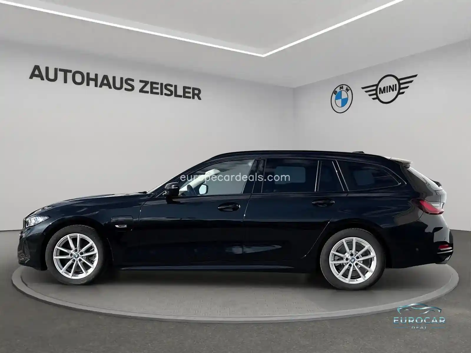 BMW 330