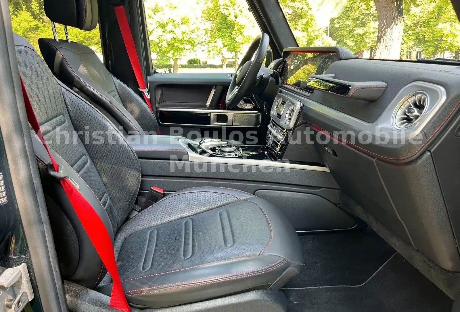 Mercedes-Benz G 500