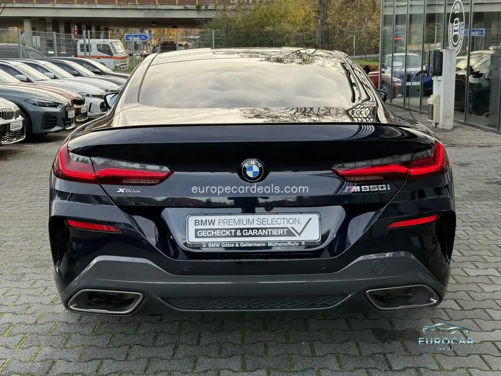 BMW M850