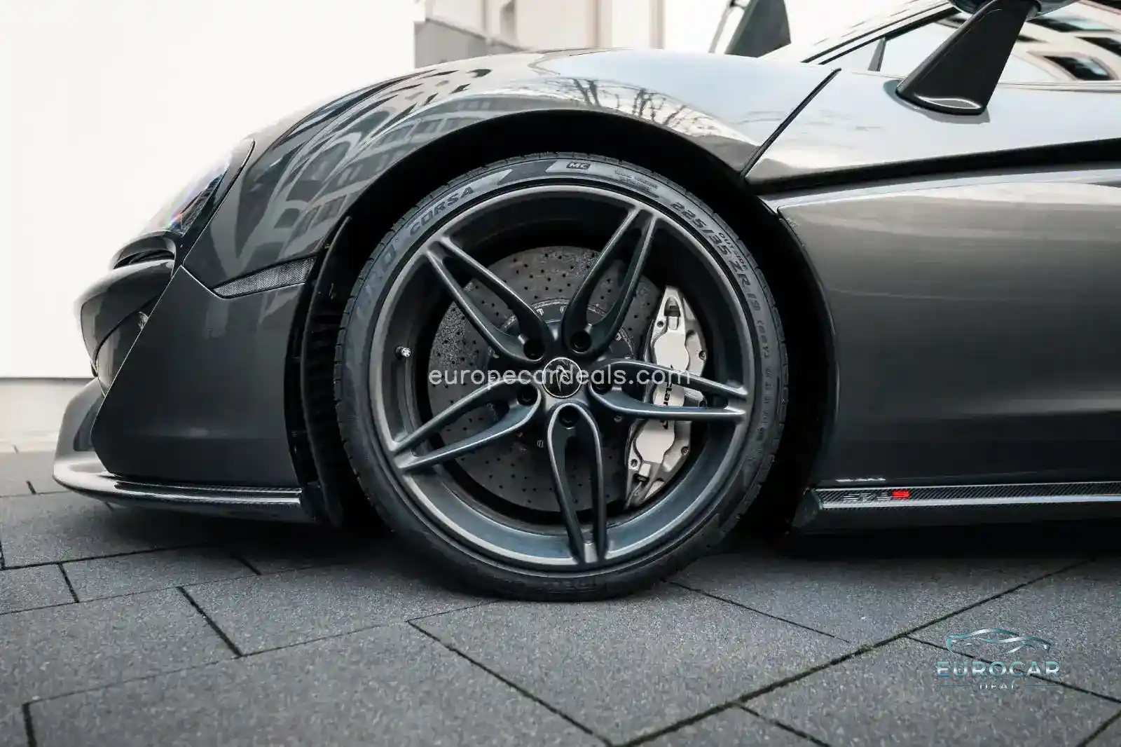 McLaren 570S