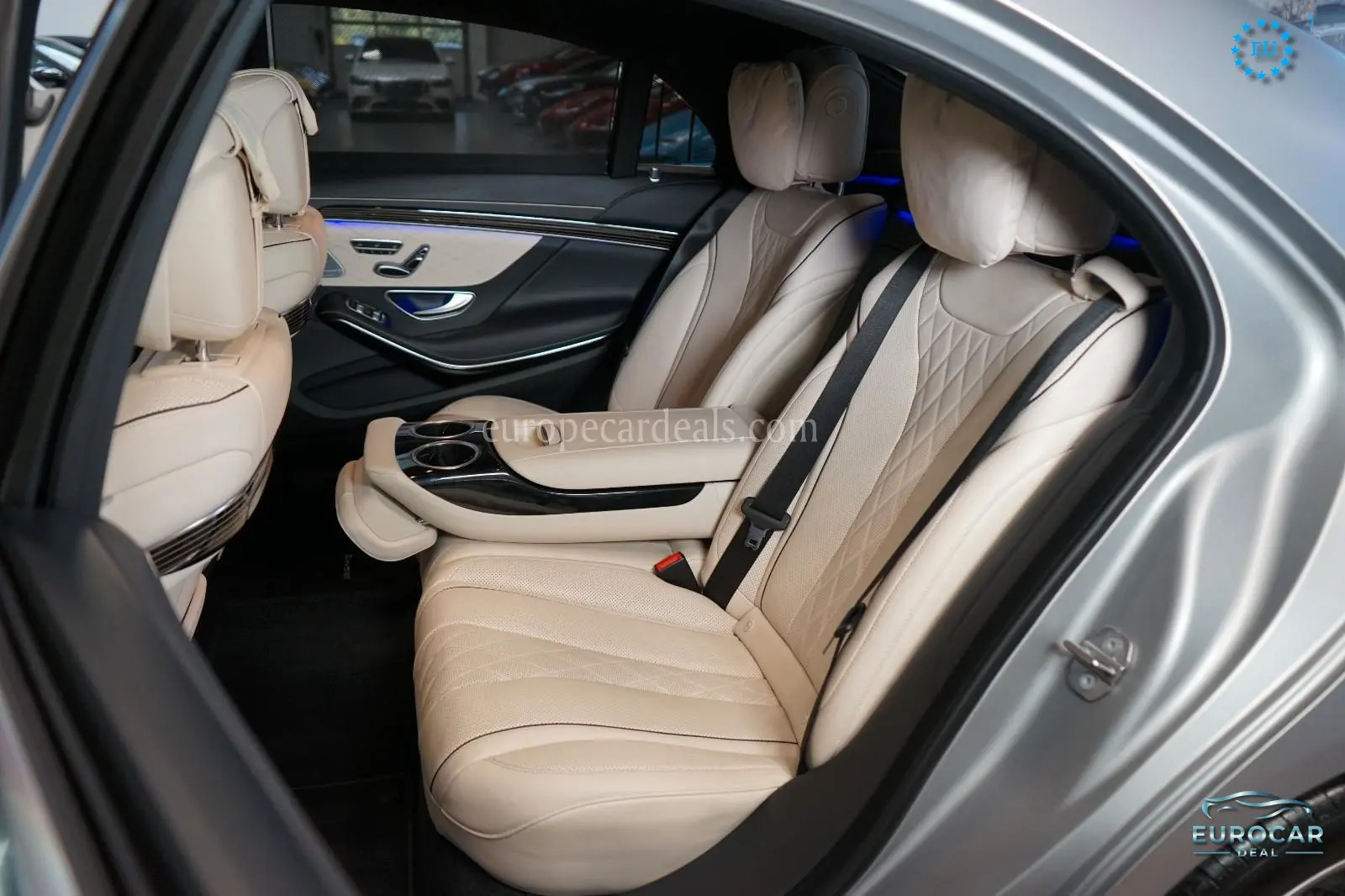 Mercedes-Benz S 560