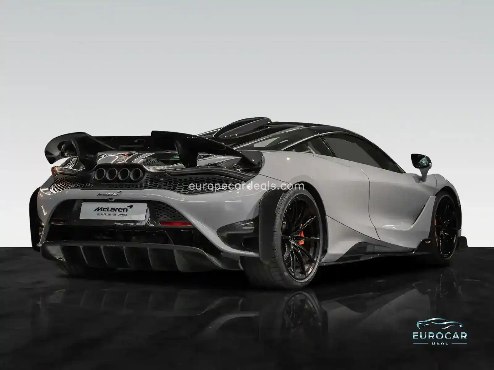 McLaren 765LT
