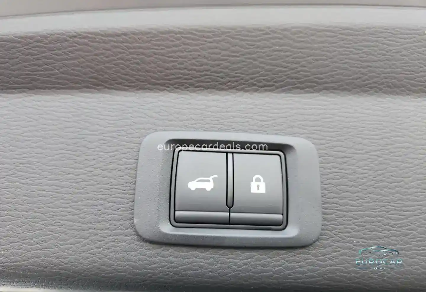 Mitsubishi Plug-in Hybrid Outlander