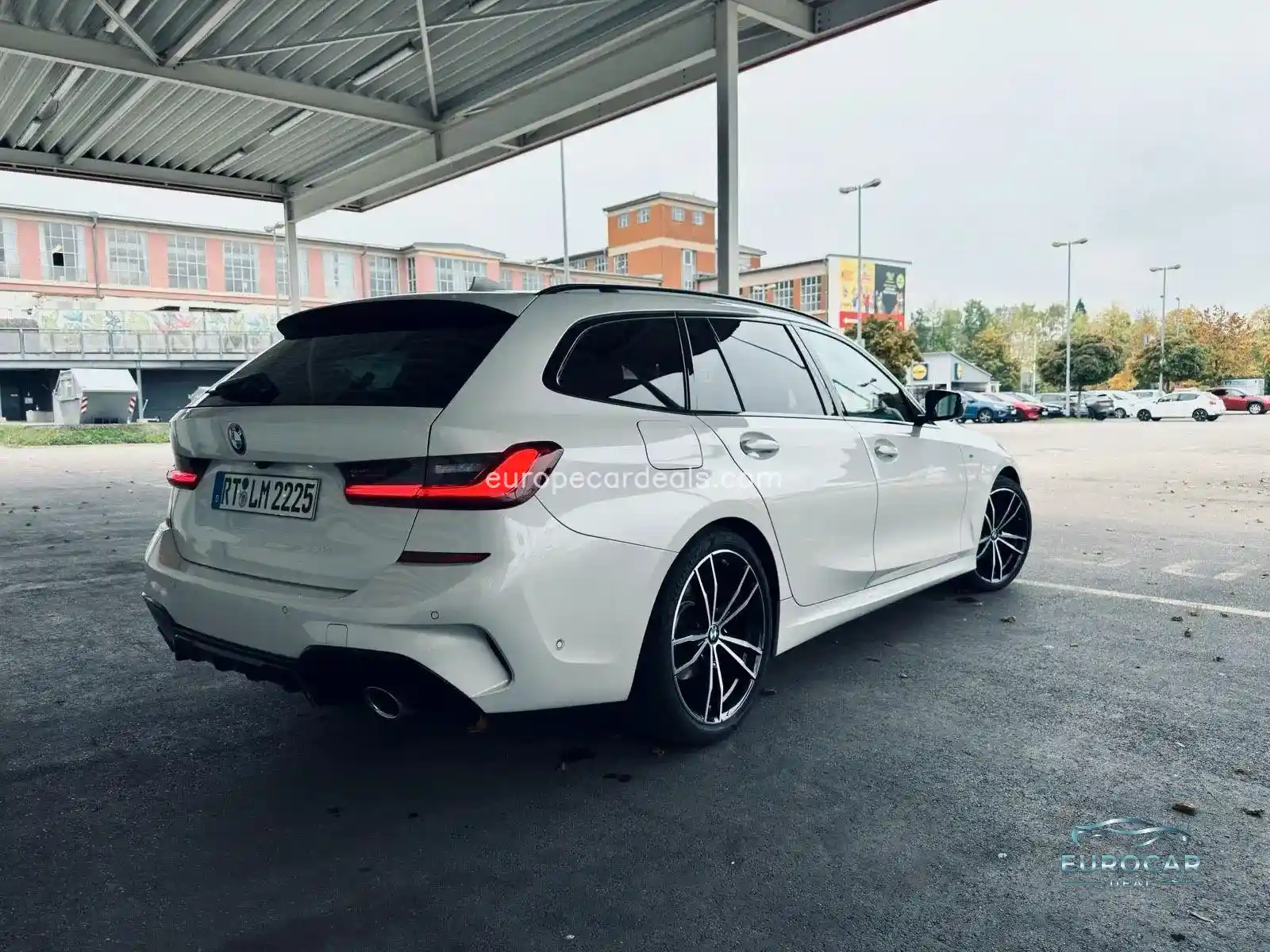 BMW 320