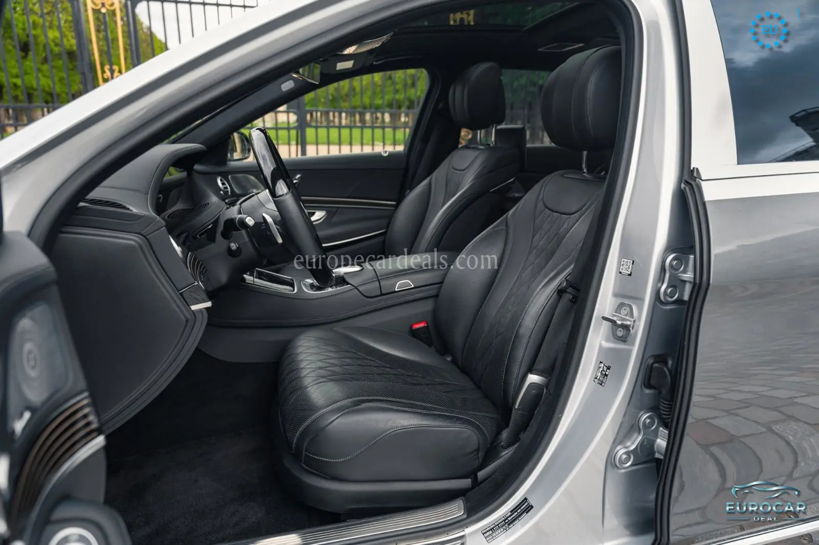 Mercedes-Benz S 560