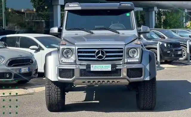 Mercedes-Benz G 500
