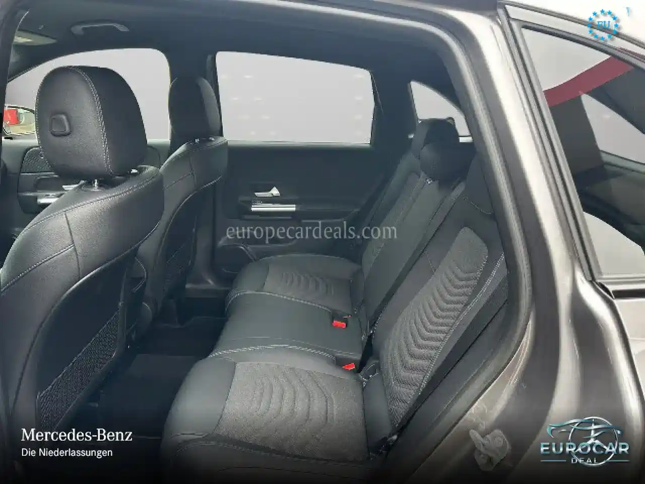 Mercedes-Benz B 220