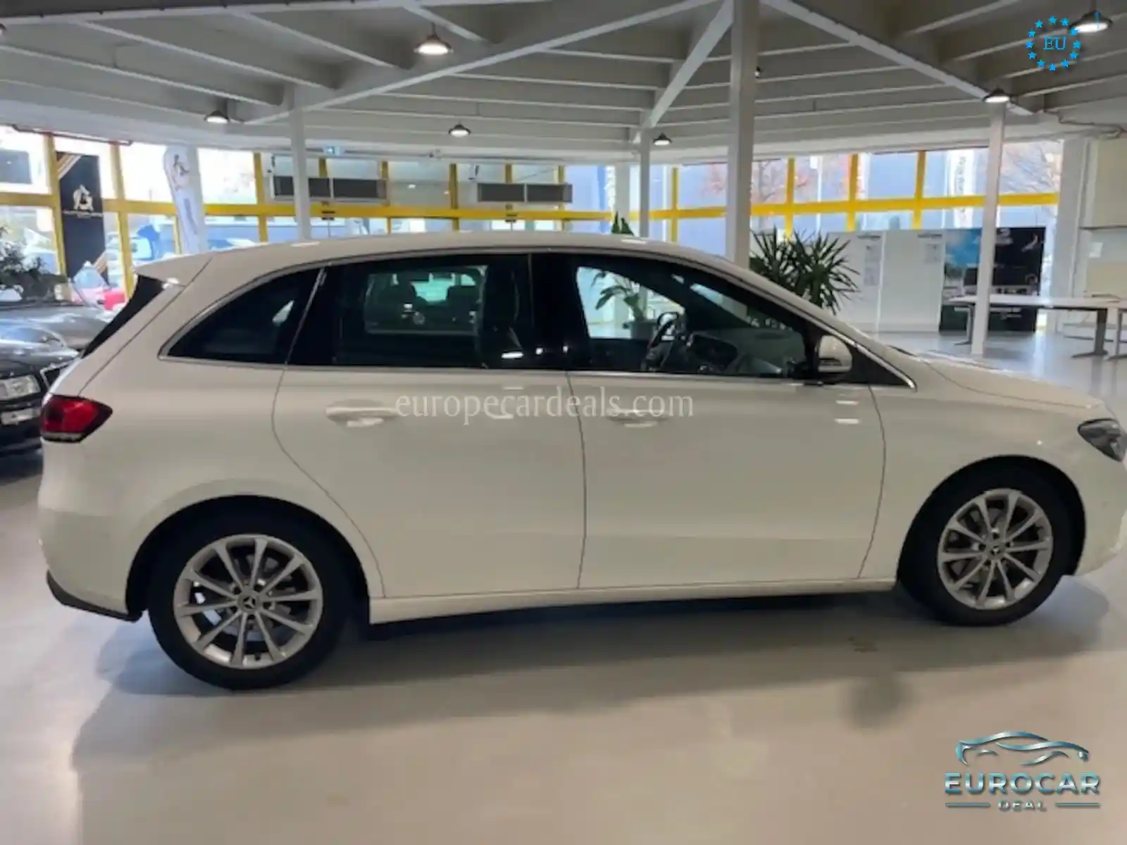 Mercedes-Benz B 200