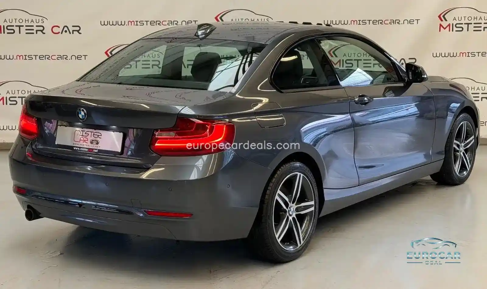 BMW 220