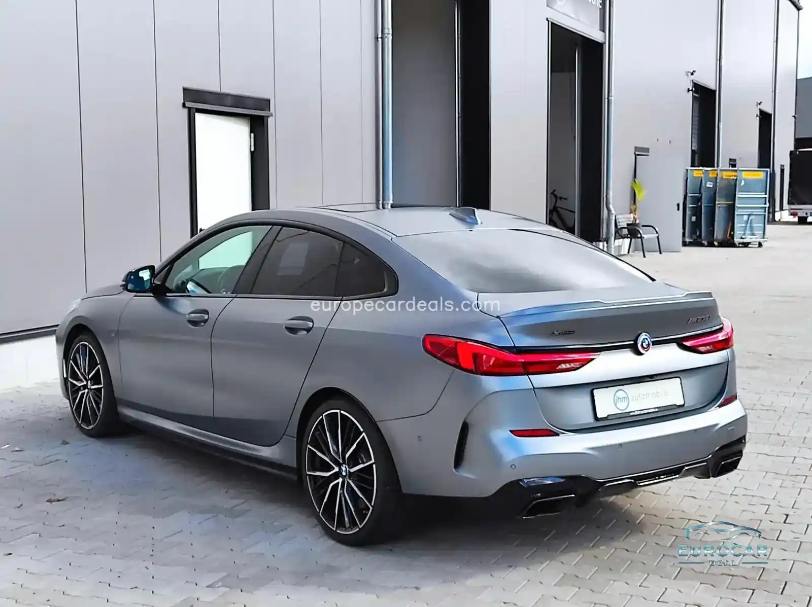 BMW M235