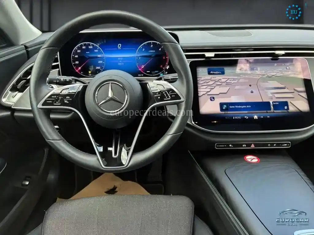 Mercedes-Benz E 220