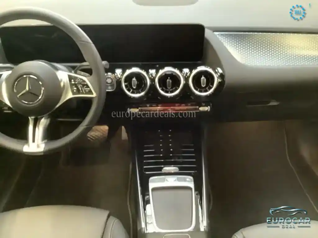 Mercedes-Benz B 220