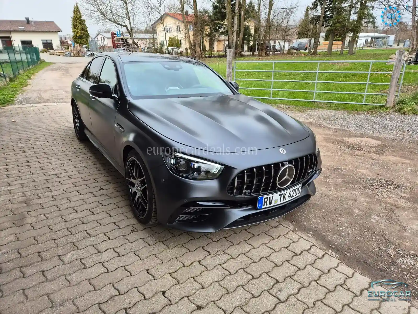 Mercedes-Benz E 63 AMG