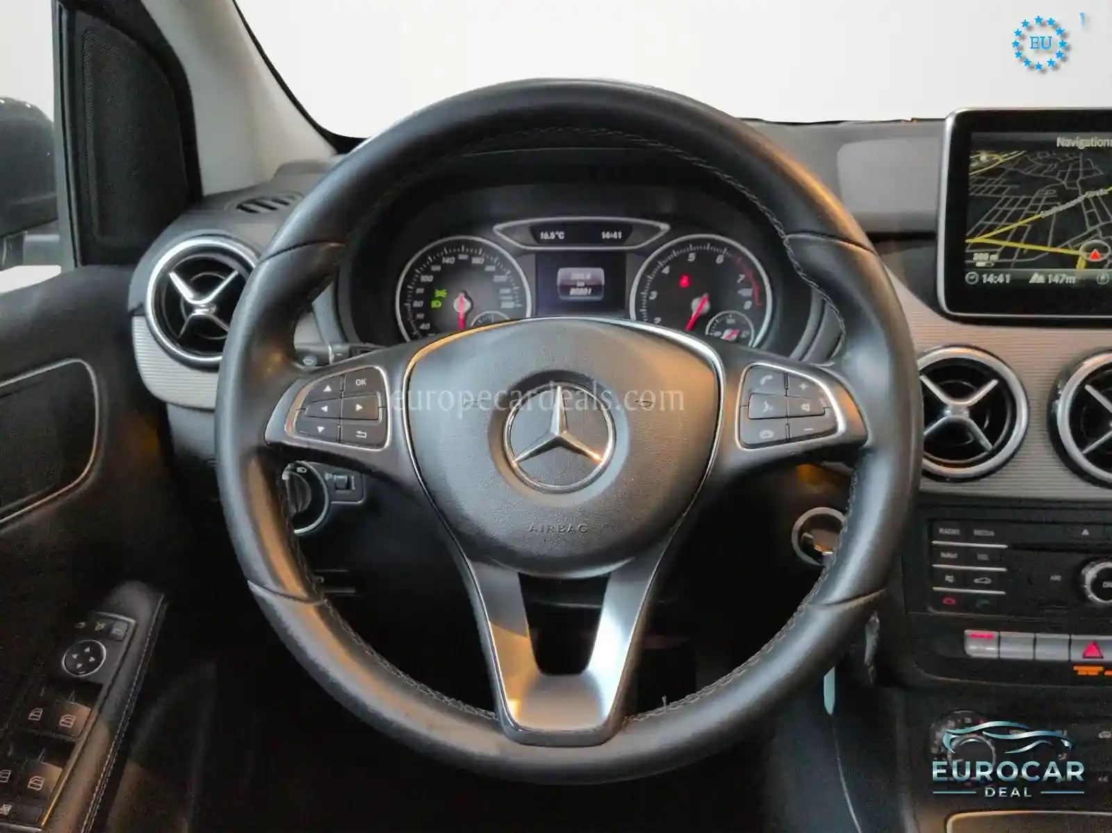 Mercedes-Benz B 180