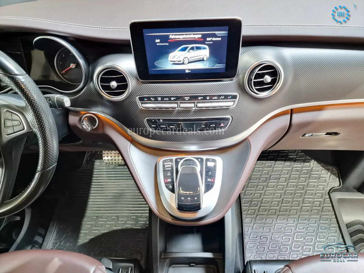 Mercedes-Benz V 220