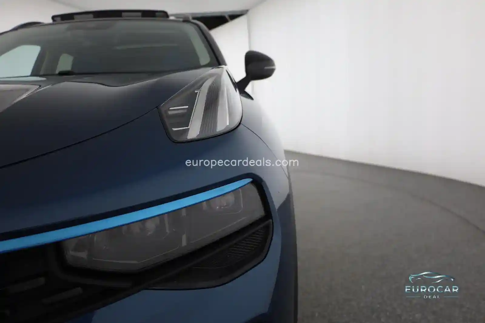 Lynk&Co 01