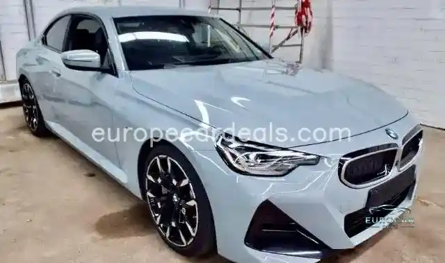 BMW 230