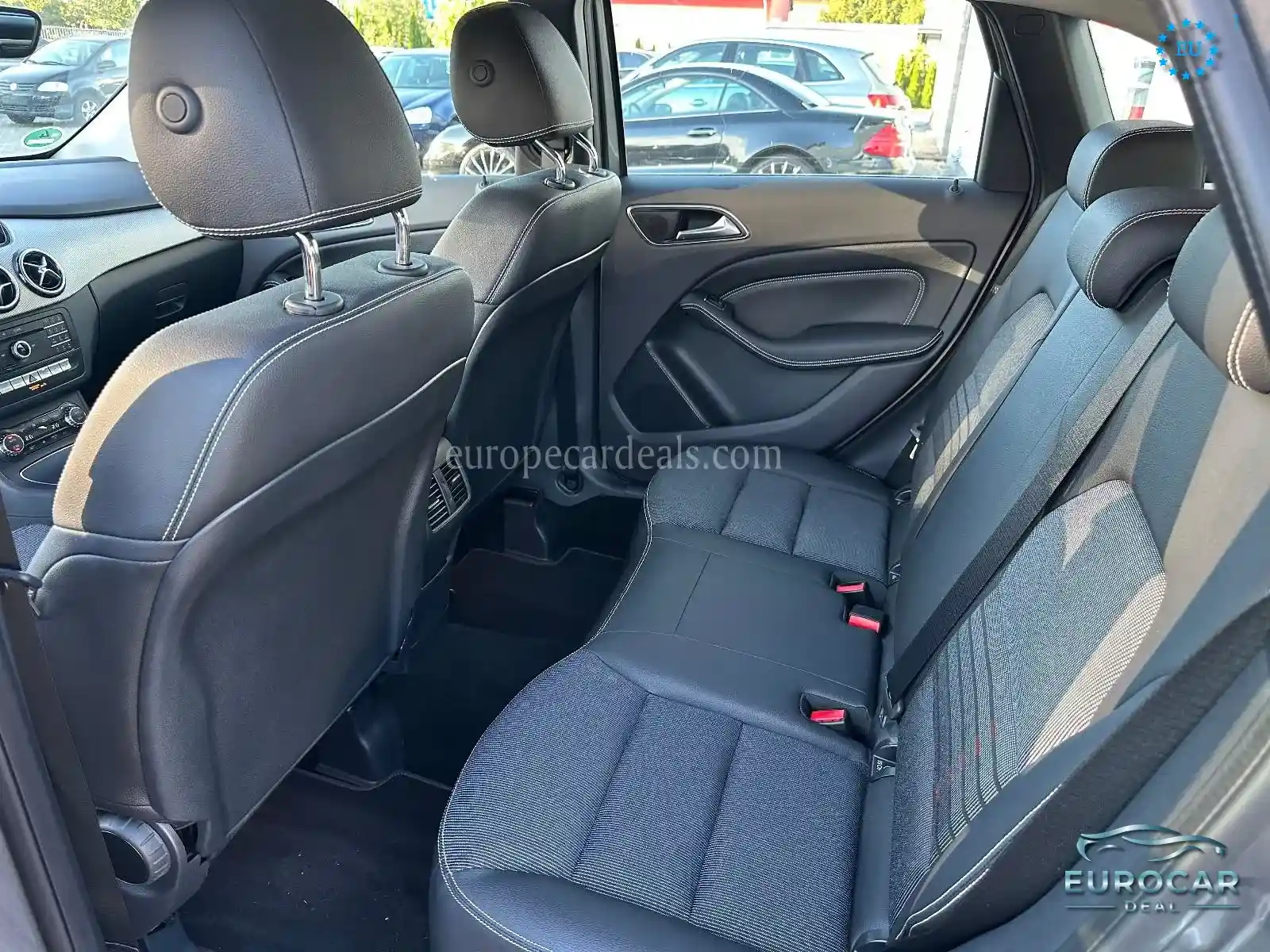 Mercedes-Benz B 200