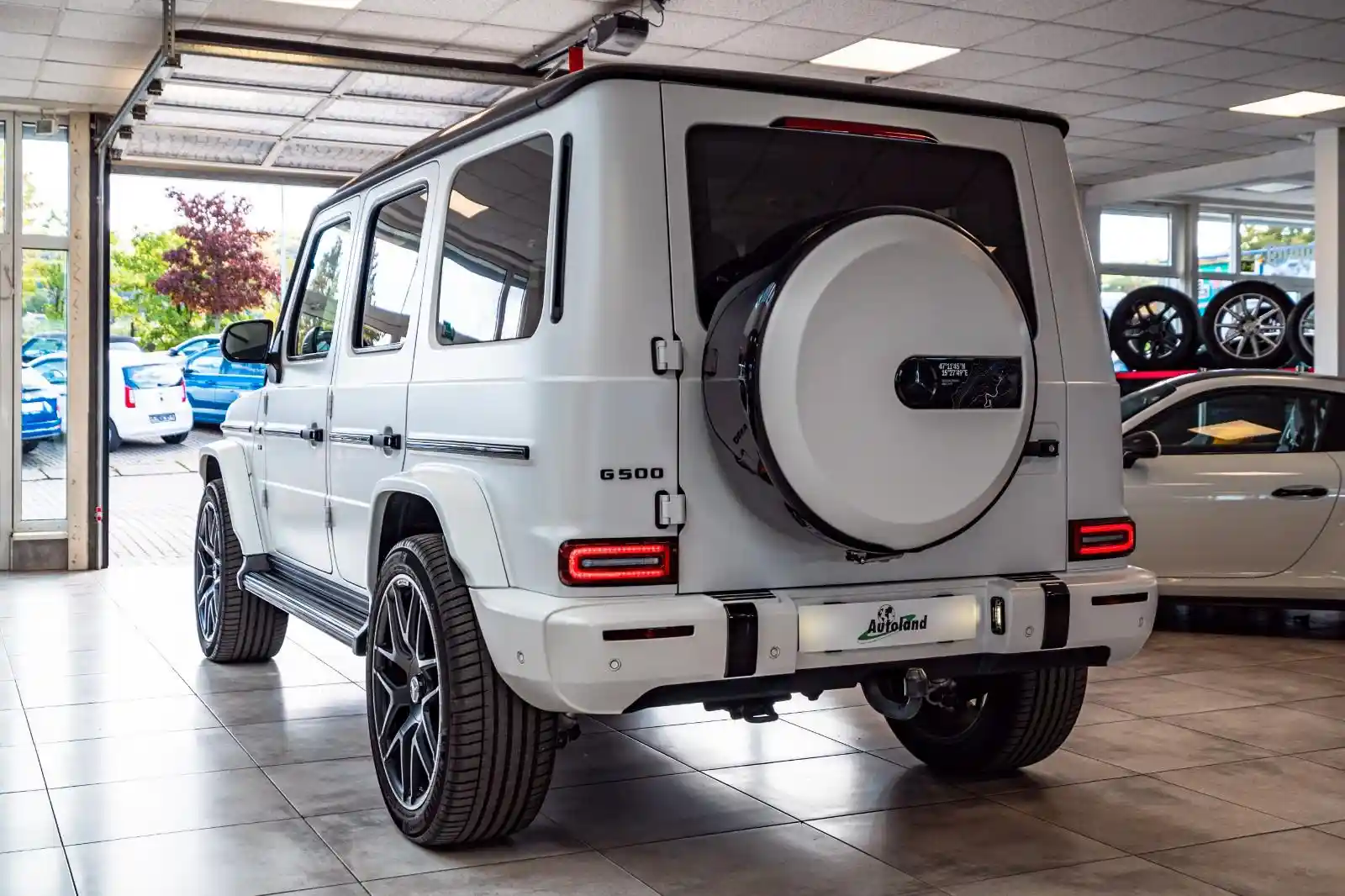Mercedes-Benz G 500